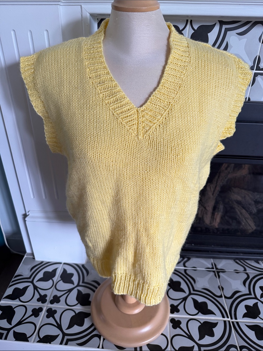 Yellow V-Neck Knit Sleeveless Sweater